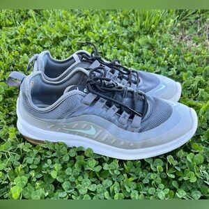 Nike Air Max Axis Low Grey Woman’s Comfy Running Sports Outdoor Shoes Size 8